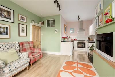 3/15 (3f3) Millar Place, Edinburgh, EH10 5HJ - image 4