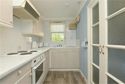 Flat 26 The Cedars, 2 Manse Road, Edinburgh, EH12 7SN - image 14