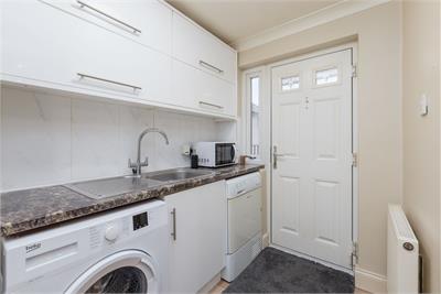 91 Craigentinny Avenue, Edinburgh, EH7 6RH - image 8