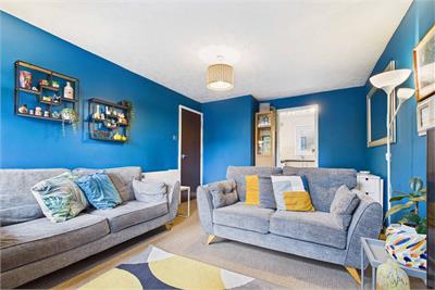 36/4 Restalrig Drive, Restalrig, Edinburgh, EH7 6JF - image 2