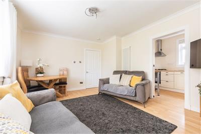 12 Clermiston View, Edinburgh, EH4 7BS - image 11