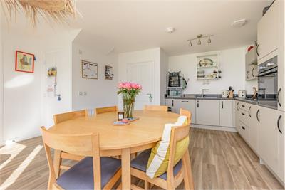 9 Innes Crescent, Gilmerton, Edinburgh, EH17 8DB - image 4