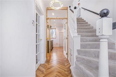 2 Anderson Avenue, Crossford KY12 8PP - image 5