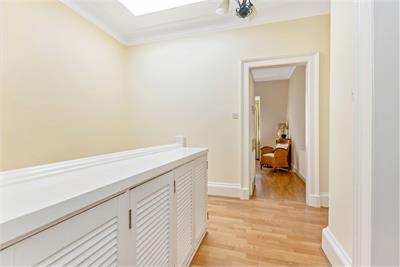 16/2 Jessfield Terrace, EDINBURGH, EH6 4JP - image 16