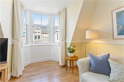 16/2 Jessfield Terrace, EDINBURGH, EH6 4JP - image 5