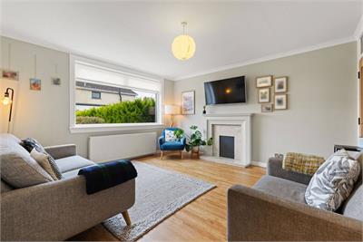 23 Cramond Avenue, Cramond, Edinburgh, EH4 6NA - image 2