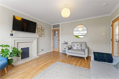23 Cramond Avenue, Cramond, Edinburgh, EH4 6NA - image 4