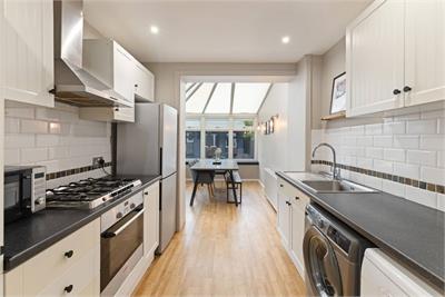 23 Cramond Avenue, Cramond, Edinburgh, EH4 6NA - image 5