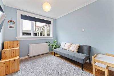 23 Cramond Avenue, Cramond, Edinburgh, EH4 6NA - image 9