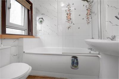 9 Scott Street, Dunfermline, KY12 9EJ - image 13