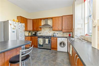 10/4 Panmure Place, West End, Edinburgh, EH3 9JJ - image 5