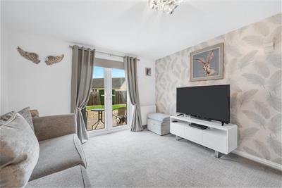 16 Magnus Drive, Dunfermline, KY11 8XE - image 3