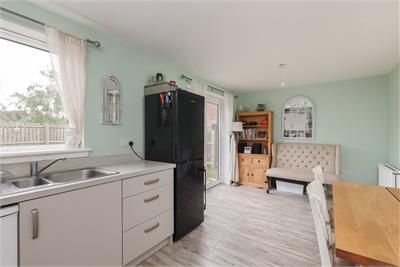 2 Templar Road, East Calder, Livingston, EH53 0FU - image 6