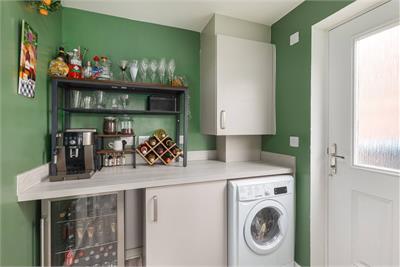 2 Templar Road, East Calder, Livingston, EH53 0FU - image 9
