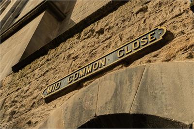 4/13 Tron Square, Edinburgh, EH1 1RR - image 16