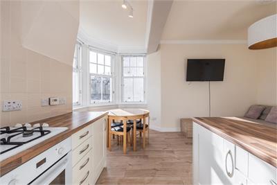 4/13 Tron Square, Edinburgh, EH1 1RR - image 4