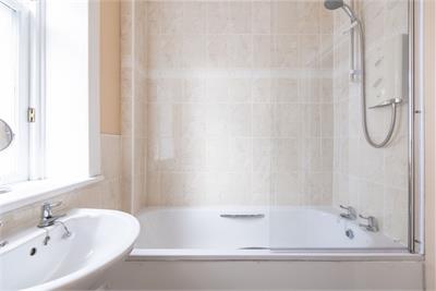4/13 Tron Square, Edinburgh, EH1 1RR - image 9