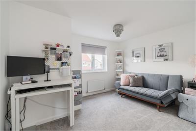 8 Blair Road, East Calder, EH53 0TU - image 17