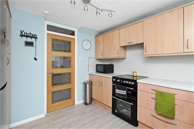 102 Gordon Avenue, Bonnyrigg, EH19 2PQ - image 5