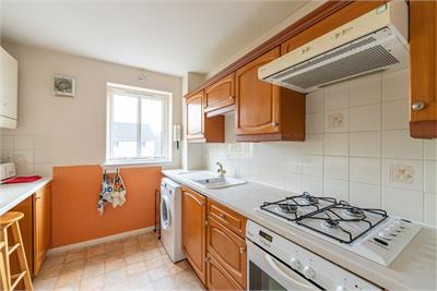 90/30 McDonald Road, Edinburgh, EH7 4NU - image 6