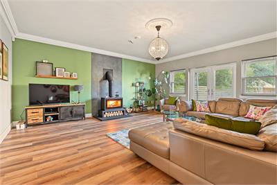 1 Lundin Road, Crossford, Dunfermline, KY12 8PJ - image 2