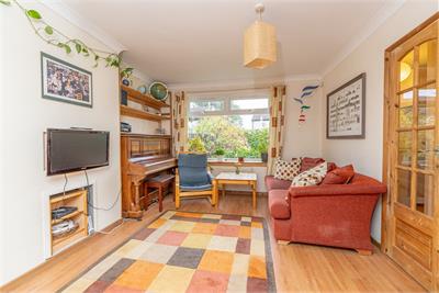 29 Ross Gardens, Edinburgh, EH9 3BR - image 2