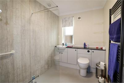 6 Queens Grove, Dalbeattie, DG5 4JG - image 16