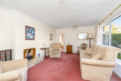 17 Craigmount Hill, Edinburgh, EH4 8DL - image 3