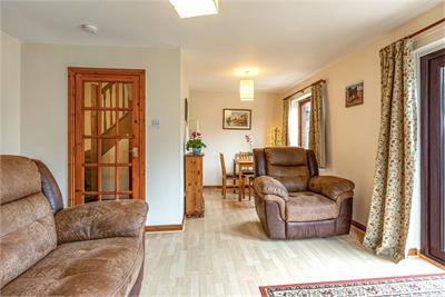 33 Douglas Crescent, Kelso, TD5 8BB - image 5