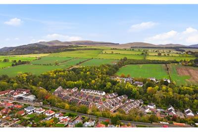 1/8 Wintour Lane, Currie, EH14 6AY - image 15