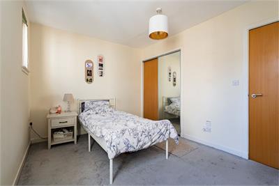 1/5 Colonsay Close, Edinburgh, EH5 1BT - image 11