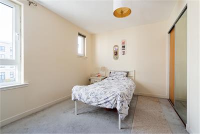 1/5 Colonsay Close, Edinburgh, EH5 1BT - image 10