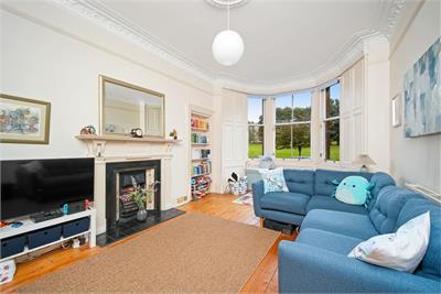 74/3 Harrison Gardens, Edinburgh, EH11 1SD - image 2