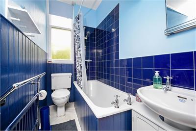 74/3 Harrison Gardens, Edinburgh, EH11 1SD - image 10