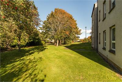 174/4 Fauldburn, Edinburgh, EH12 8YW - image 12