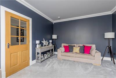 35 Alder Walk, East Calder, Livingston, EH53 0FF - image 3