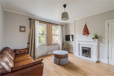 5 The Glebe, Dalmeny, EH30 9TX - image 2