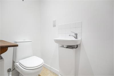 63 Iona Street, Leith, Edinburgh, EH6 8SR - image 17