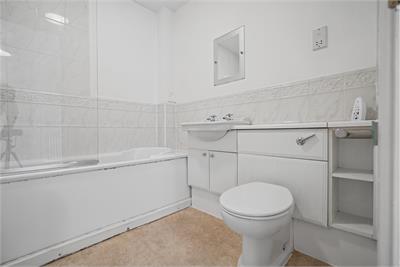 22 Muirfield Apartments, Muirfield Station, Gullane, East Lothian, EH31 2HZ - image 12