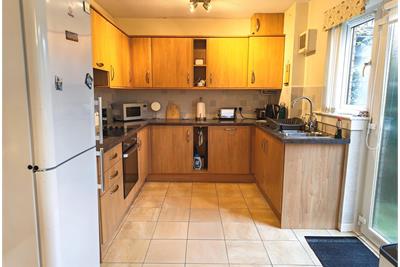 14 Southend Court, Strathaven, ML10 6QU - image 6