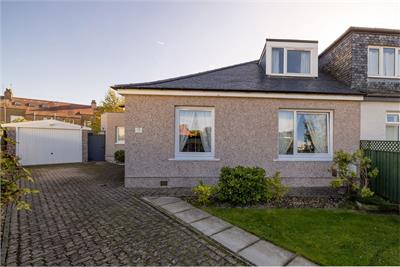 13 Broompark Road, Edinburgh, EH12 7JZ - image 1