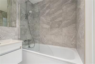 24/16 West Bowling Green Street, Edinburgh, EH6 5PB - image 11