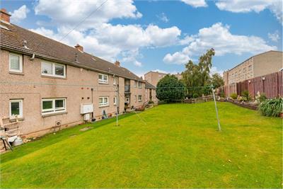 9/3 Northfield Drive, EDINBURGH, EH8 7RR - image 10