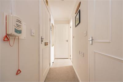 Flat 19 Homescott House, 6 Goldenacre Terrace, Edinburgh, EH3 5RE - image 11
