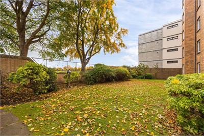 Flat 19 Homescott House, 6 Goldenacre Terrace, Edinburgh, EH3 5RE - image 15