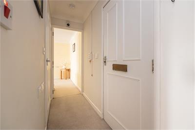 Flat 19 Homescott House, 6 Goldenacre Terrace, Edinburgh, EH3 5RE - image 10