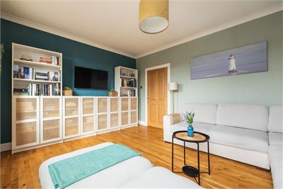 20/6 Pennywell Road, Edinburgh, EH4 4HD - image 2