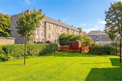 9/3 Whitson Crescent, Edinburgh, EH11 3BA - image 19