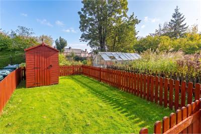 9/3 Whitson Crescent, Edinburgh, EH11 3BA - image 20