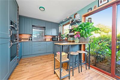 4 Easter Hermitage, Edinburgh, EH6 8BP - image 6